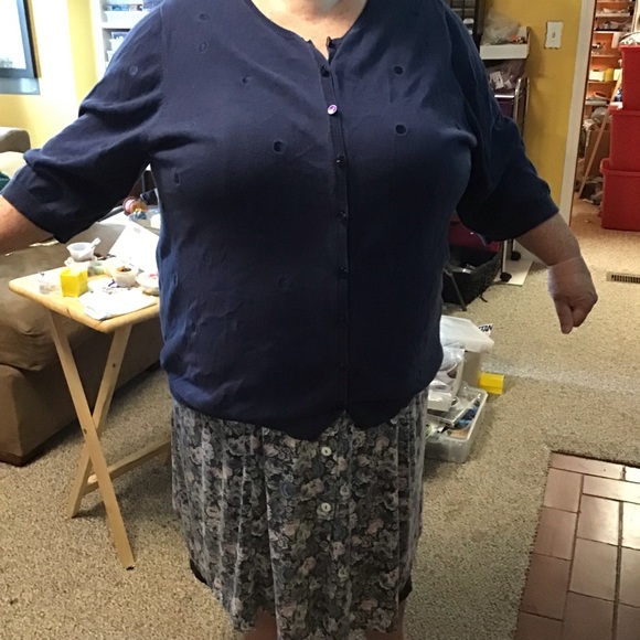 MAGGIE BARNS ESSENTIALS short sleeves cardigan sweater - Picture 10 of 10